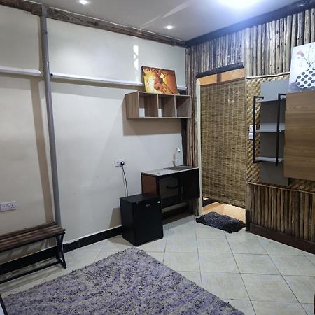 Babajay Family Home ดาร์เอสซาลาม ภายนอก รูปภาพ