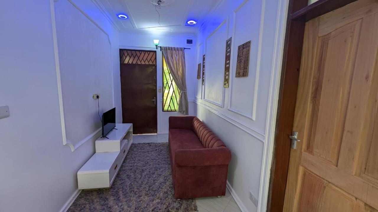 Babajay Family Home ดาร์เอสซาลาม ภายนอก รูปภาพ