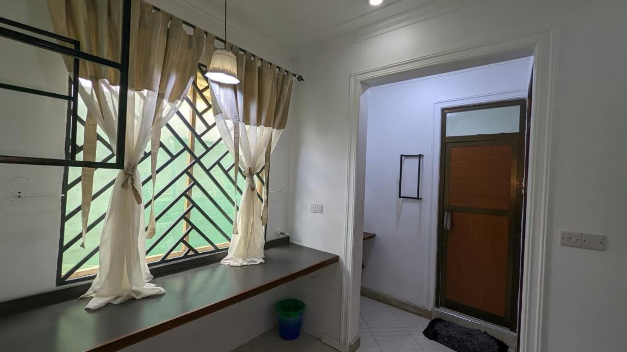 Babajay Family Home ดาร์เอสซาลาม ภายนอก รูปภาพ
